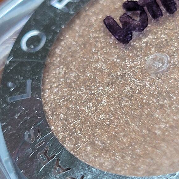 L'Oréal Paris Infallible 24HR Eye Shadow 890 BRONZED TAUPE 0.12 oz✨️NEW✨️ - Picture 4 of 8